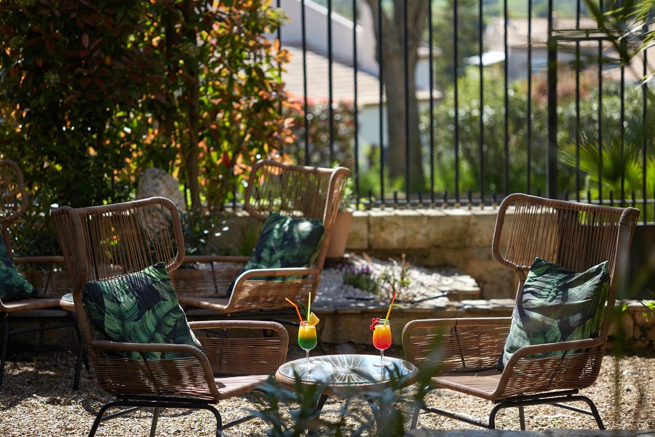 Hotel Saint-Alban Nezignan-l'Eveque Экстерьер фото